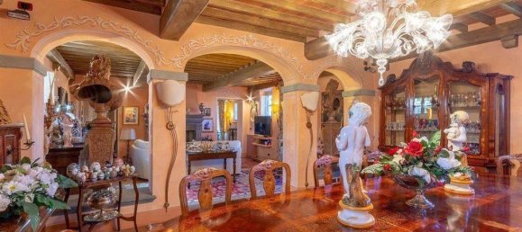 5 Schlafzimmer Villa in Capannori, Italy, Nr. 56681 13