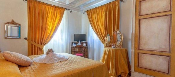 5 Schlafzimmer Villa in Capannori, Italy, Nr. 56681 26