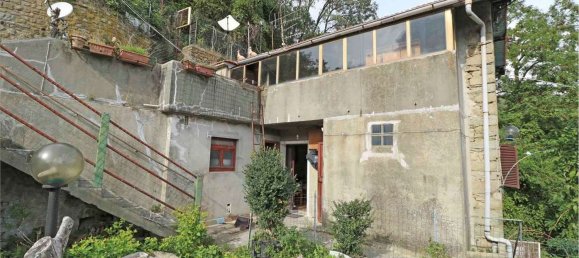 7 rooms House in Pontremoli, Italy No. 120563 2