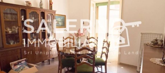 3 Schlafzimmer Wohnung in Salerno, Italy, Nr. 292355 6