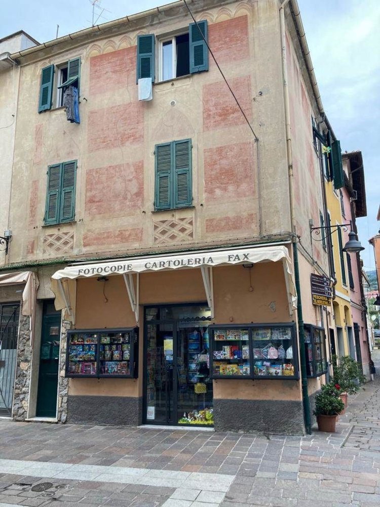 5-salle Maison à Spotorno, Italy No. 99999