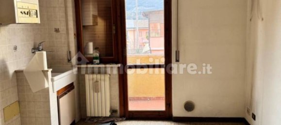 3 bedrooms Apartment in San Pietro in Cariano, Italy No. 360601 2