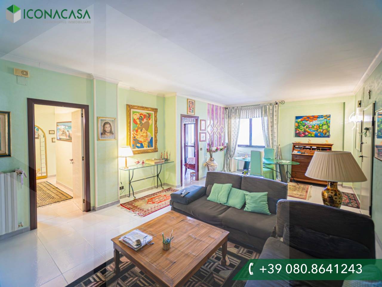 4 rooms Apartment in Bari, Italy No. 20284