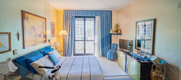 4 rooms Apartment in Bari, Italy No. 20284 6