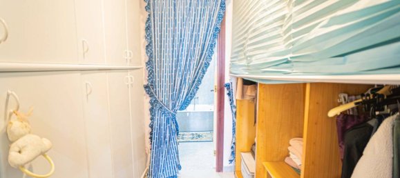 4 rooms Apartment in Bari, Italy No. 20284 8