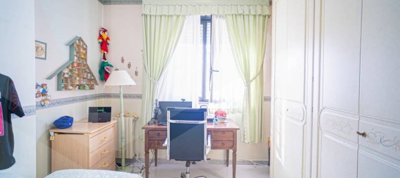 4 rooms Apartment in Bari, Italy No. 20284 18