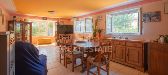 Villa de 4 dormitorios en Castiglione del Lago, Italy No. 332812 13