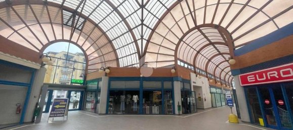 Коммерческая недвижимость 70м² в Брешиа, Италия № 163524 23