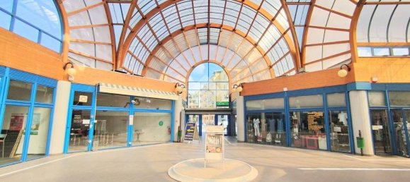 Коммерческая недвижимость 70м² в Брешиа, Италия № 163524 16