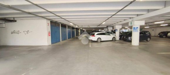 Коммерческая недвижимость 70м² в Брешиа, Италия № 163524 10