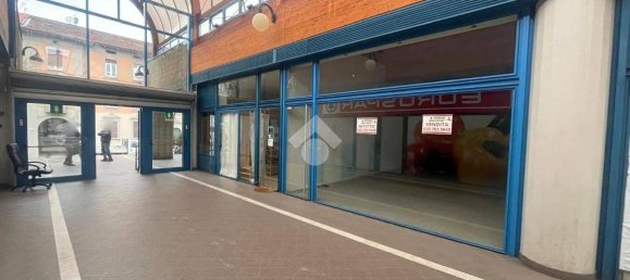 Коммерческая недвижимость 70м² в Брешиа, Италия № 163524 12