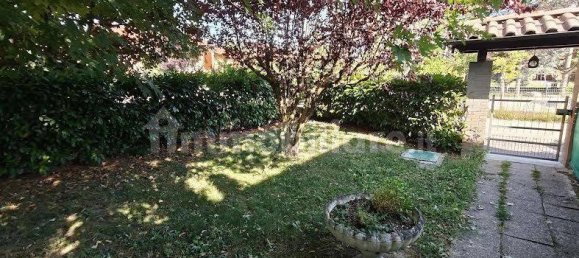 Apartamento de 2 dormitorios en Zocca, Italy No. 279908 4