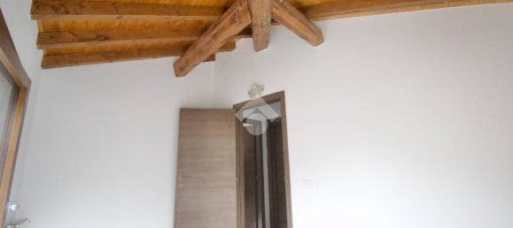 Квартира с 3 комнатами в Реджо Эмилия, Италия № 2447 23