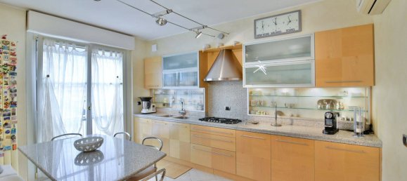 3 غرف نوم شقة في Seregno, Italy رقم 345668 20