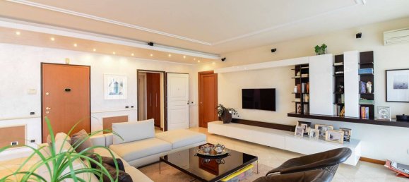 3 غرف نوم شقة في Seregno, Italy رقم 345668 3