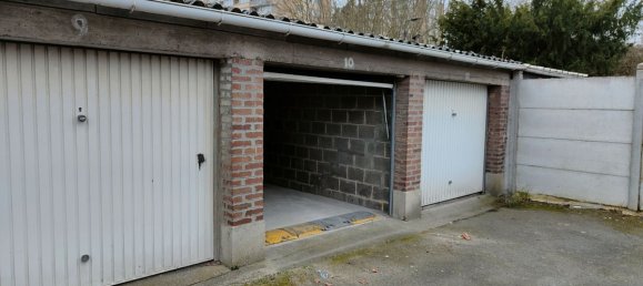  مرآب في Valenciennes, France رقم 331945 2