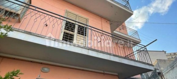 Edificio de 4 habitaciónes en Saracena, Italy No. 339378 7