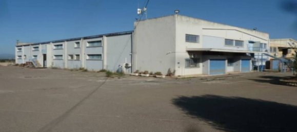 Armazém em Sestu, Italy 3888 m² N.º 374697 2