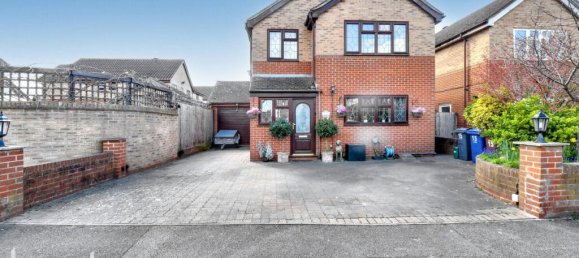 4 bedrooms House in Orsett, United Kingdom No. 4964 2