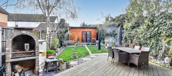 4 bedrooms House in Orsett, United Kingdom No. 4964 20