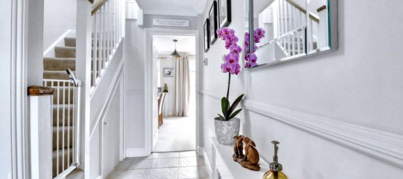 4 bedrooms House in Orsett, United Kingdom No. 4964 3