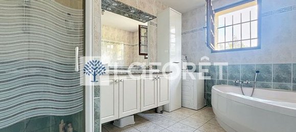 4 bedrooms House in Deux-Sevres, France No. 315501 11