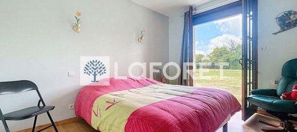 4 bedrooms House in Deux-Sevres, France No. 315501 10