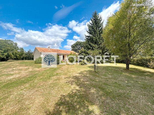 4 bedrooms House in Deux-Sevres, France No. 315501