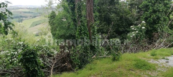 3 Schlafzimmer Haus in Montescudo Monte Colombo, Italy, Nr. 210068 4