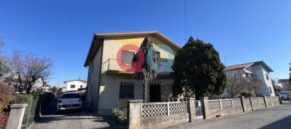 9غرفة منزل في Udine, Italy رقم 94123 51