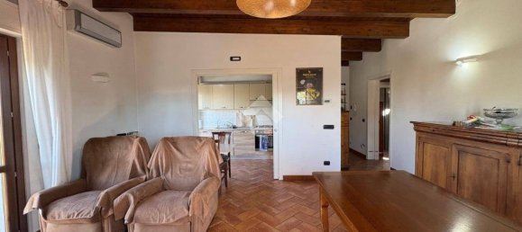 3 Schlafzimmer Wohnung in Bastia Umbra, Italy, Nr. 356569 2
