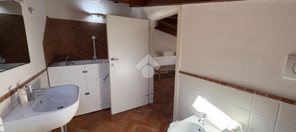 3 Schlafzimmer Wohnung in Bastia Umbra, Italy, Nr. 356569 24