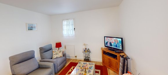 2 bedrooms Apartment in Blois, France No. 66737 4