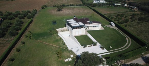 5 غرف نوم فيلا في Epanomi, Greece رقم 3441 5