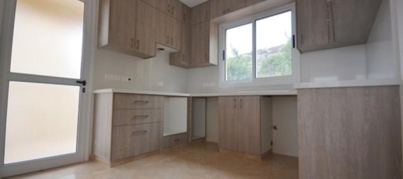 3 Schlafzimmer Villa in Pegeia, Cyprus, Nr. 10489 4