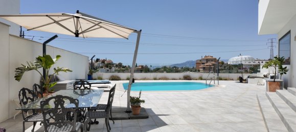 4 Schlafzimmer Villa in Malaga, Spain, Nr. 136915 47