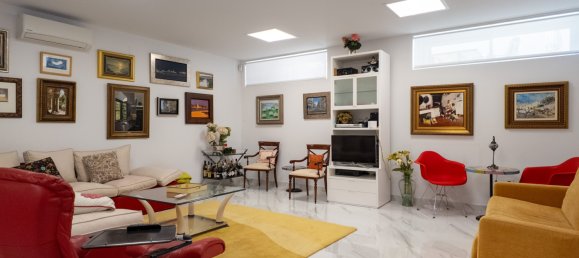 4 Schlafzimmer Villa in Malaga, Spain, Nr. 136915 42