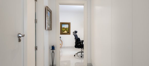 4 Schlafzimmer Villa in Malaga, Spain, Nr. 136915 23