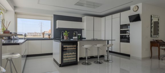 4 Schlafzimmer Villa in Malaga, Spain, Nr. 136915 15