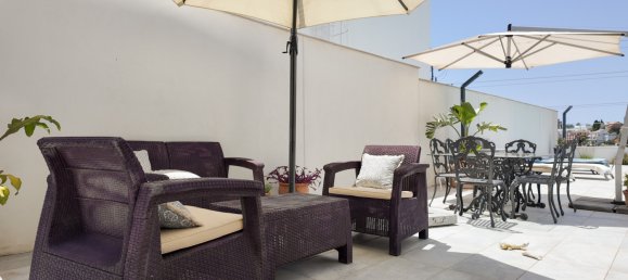 4 Schlafzimmer Villa in Malaga, Spain, Nr. 136915 2