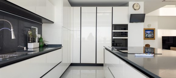 4 Schlafzimmer Villa in Malaga, Spain, Nr. 136915 20