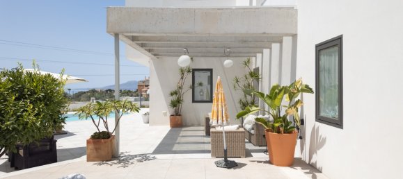 4 Schlafzimmer Villa in Malaga, Spain, Nr. 136915 11