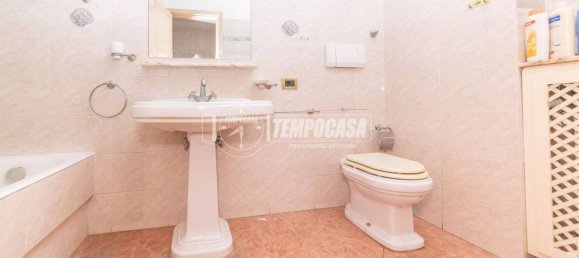 3 Schlafzimmer Wohnung in Rome, Italy, Nr. 328312 20