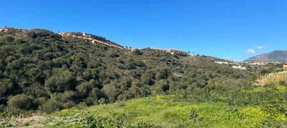  قطعة أرض في El Paraiso, Spain رقم 143908 3