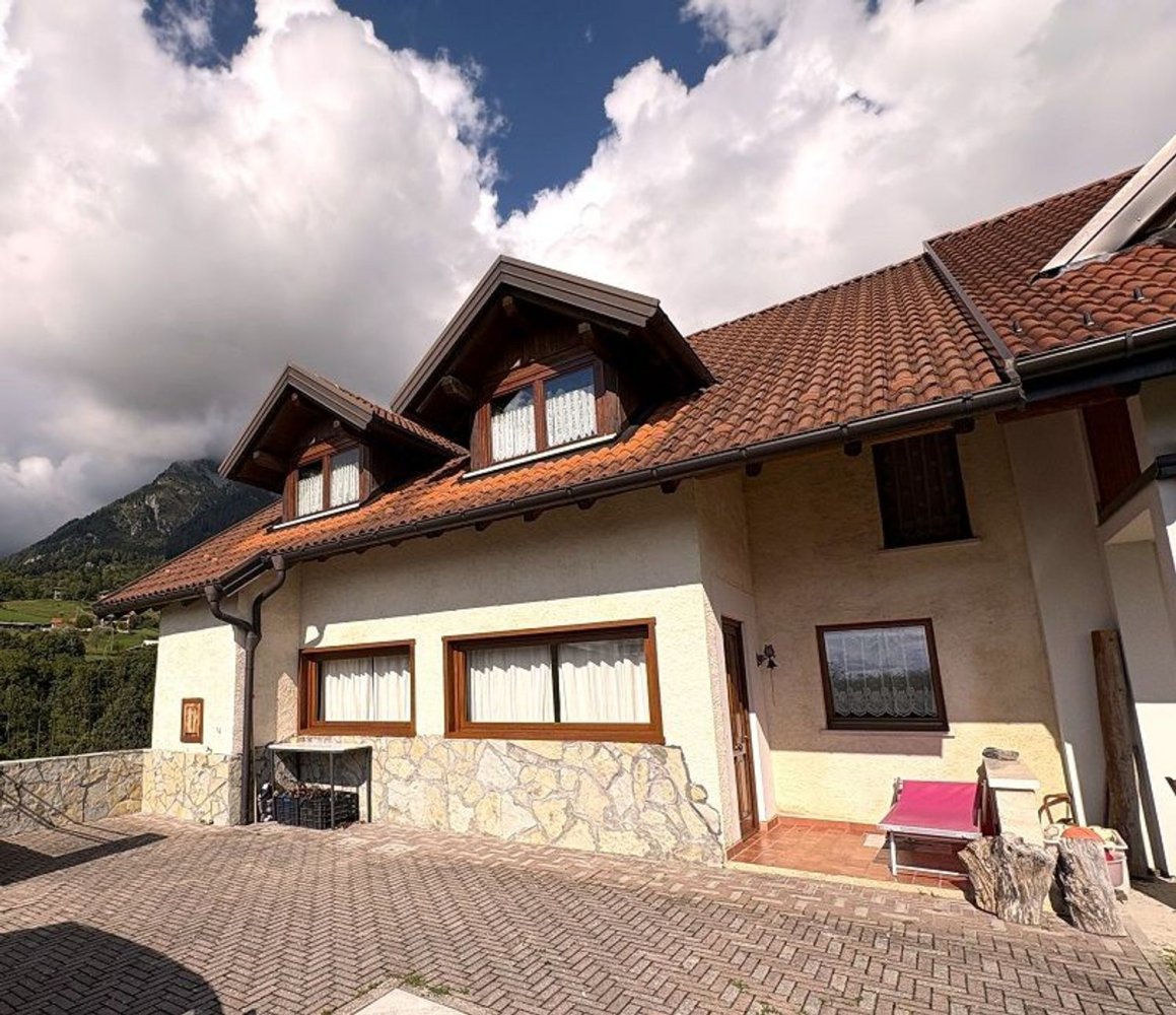 5 Schlafzimmer Haus in Chies d'Alpago, Italy, Nr. 371917