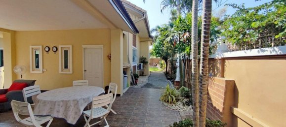 3 chambres house à vendre à Pattaya, Chonburi, Eastern Thailand, Thailand № 69314 17