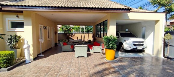 3 chambres house à vendre à Pattaya, Chonburi, Eastern Thailand, Thailand № 69314 11