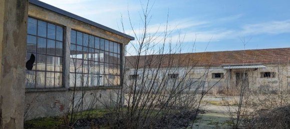 Дом с 25 комнатами в Трино, Италия № 145213 7