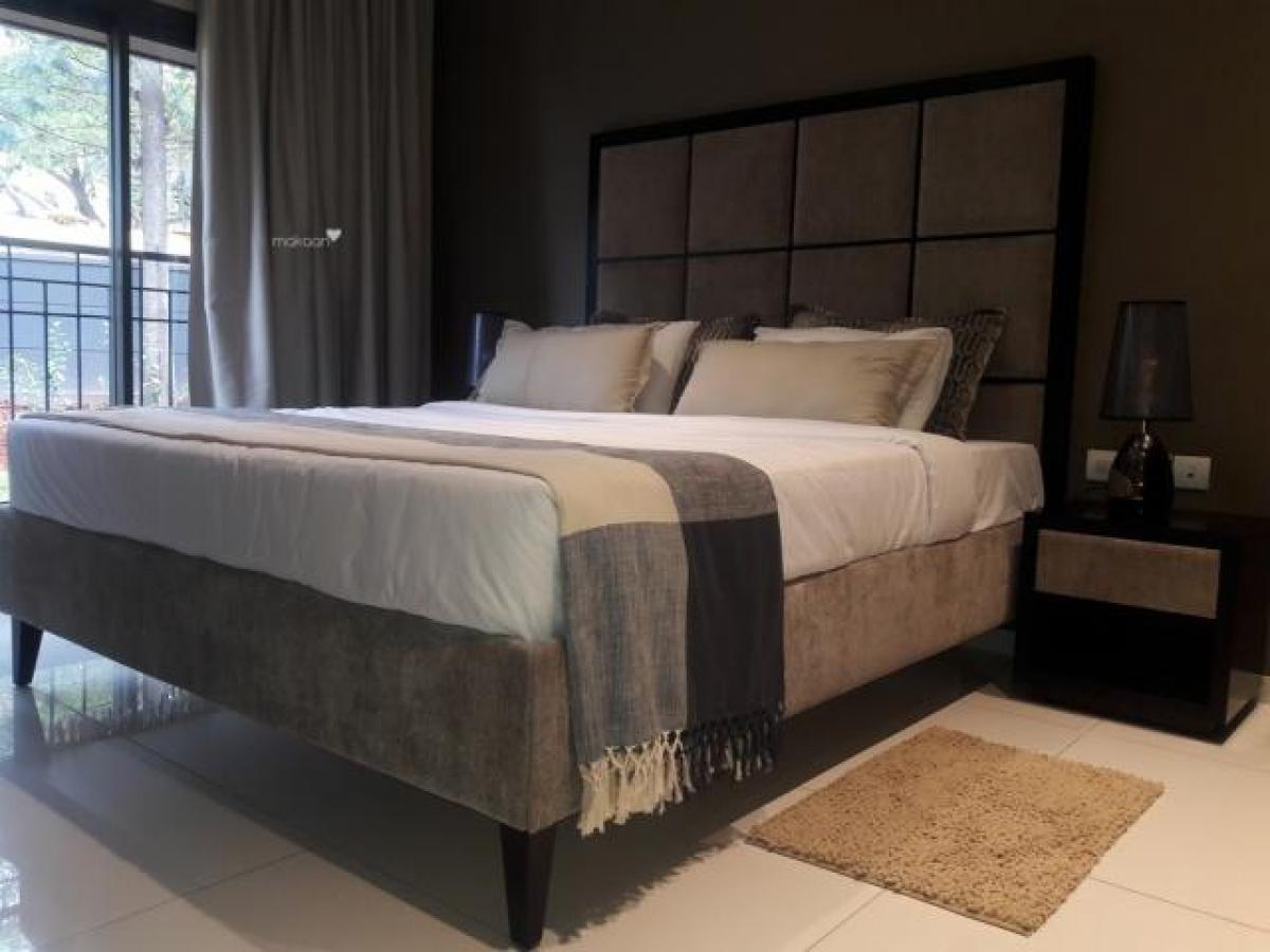 4 bedrooms House in Bangalore, India No. 43590