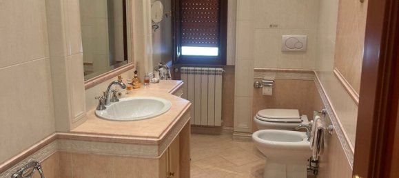 4 Schlafzimmer Wohnung in Rome, Italy, Nr. 345262 11